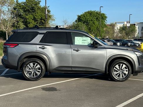 New 2026 Nissan Pathfinder SV AWD/4WD image 3