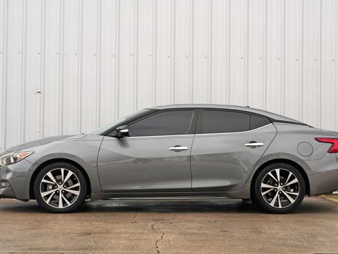Used 2018 Nissan Maxima Platinum image 8