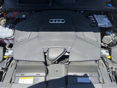 Certified 2026 Audi Q8 Premium Plus w/ Premium Plus Package AWD/4WD image 36