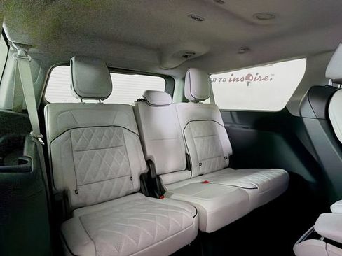 New 2026 Lincoln Navigator L Black Label AWD/4WD image 30