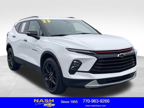 Used 2023 Chevrolet Blazer LT image 1
