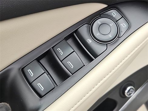 Used 2018 Buick Enclave Essence w/ Trailering Package image 18