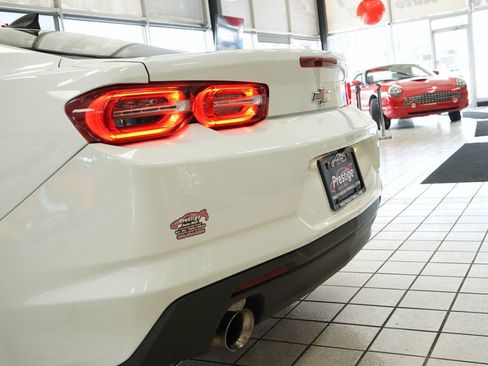 Used 2023 Chevrolet Camaro LT RWD image 13