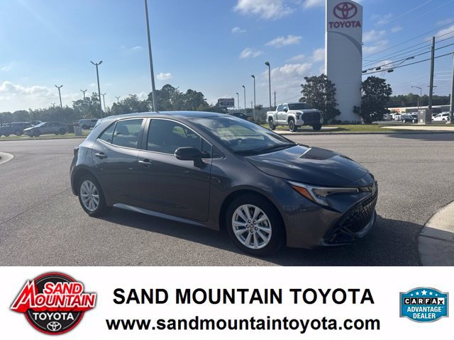 Used 2026 Toyota Corolla SE FWD image 1