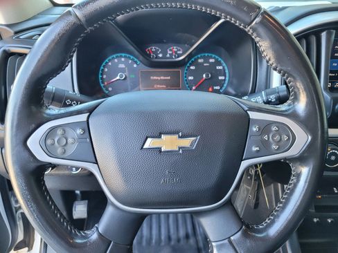 Used 2020 Chevrolet Colorado LT w/ Safety Package image 19