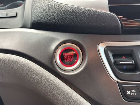 Used 2017 Honda Pilot EX-L image 25