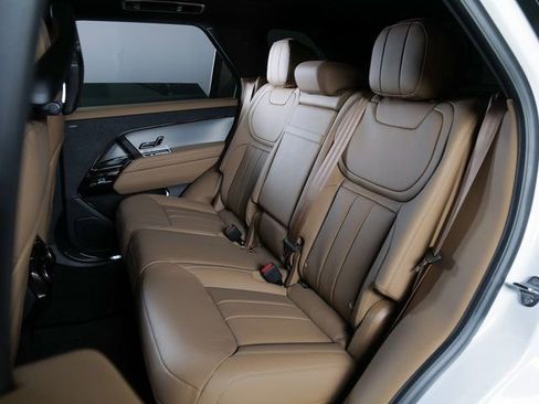 New 2026 Land Rover Range Rover Sport SE AWD/4WD image 5