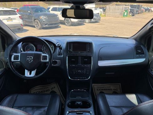 Used 2019 Dodge Grand Caravan GT FWD image 22