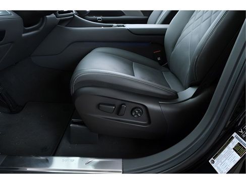 Used 2024 VinFast VF 9 Plus AWD/4WD image 19
