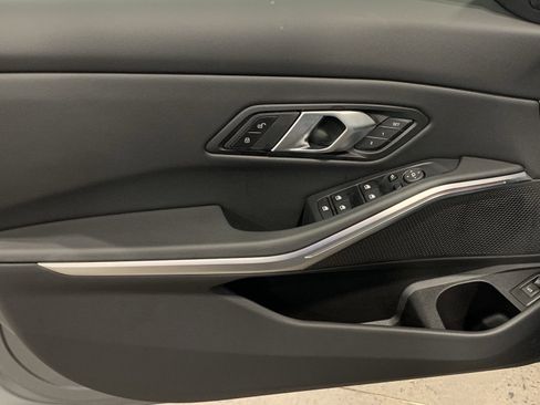 Certified 2025 BMW 330i Sedan w/ Premium Package RWD image 11