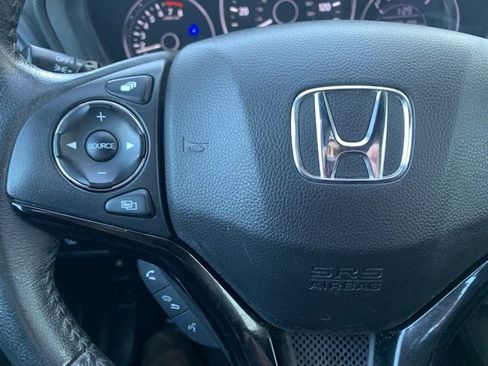 Certified 2021 Honda HR-V Sport image 5