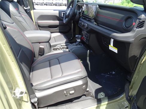 New 2025 Jeep Wrangler Unlimited Rubicon image 7