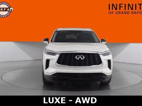 Used 2023 INFINITI QX60 Luxe image 2
