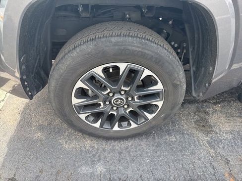 Used 2023 Toyota Tundra Limited image 16