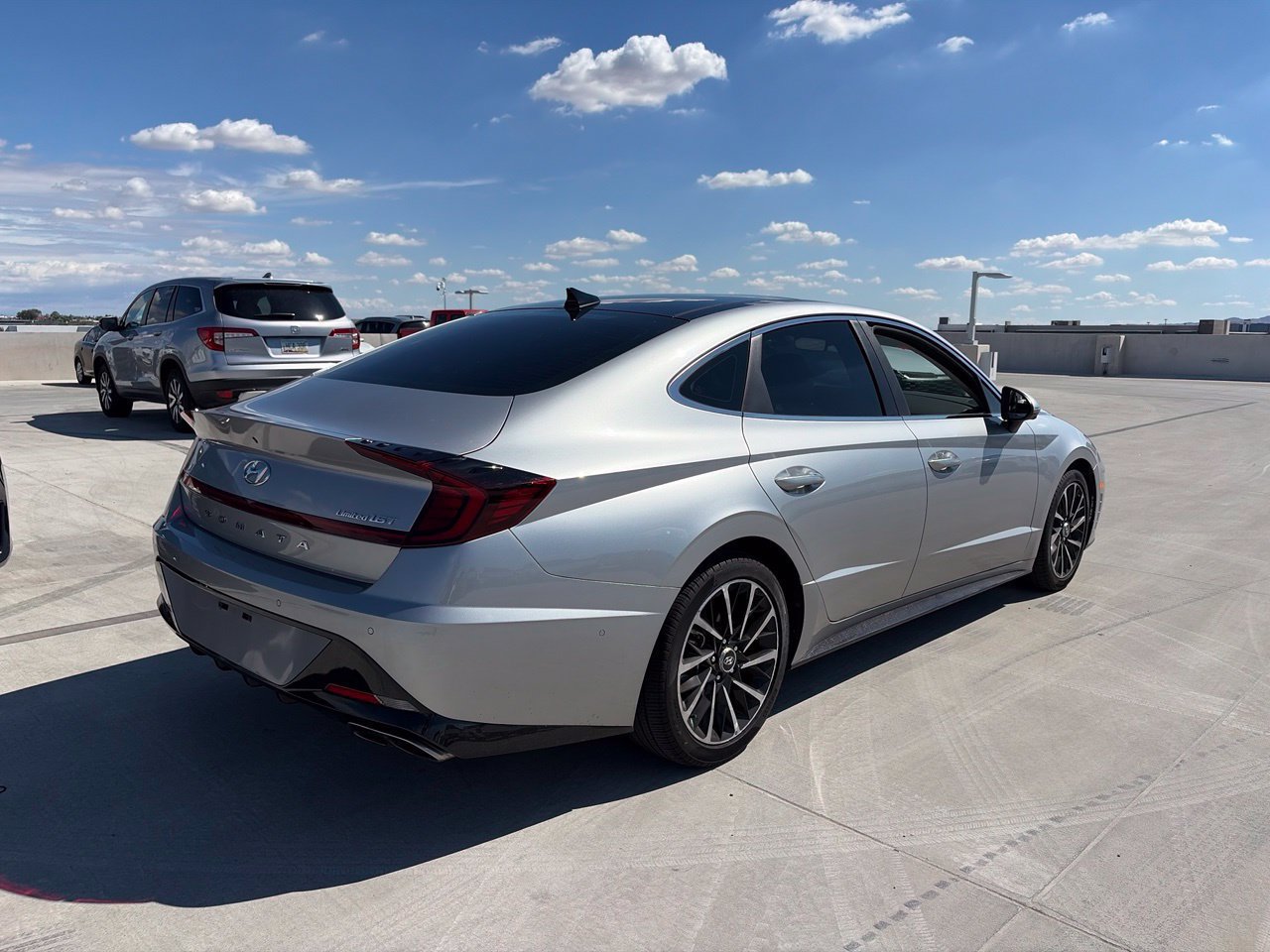 Used 2021 Hyundai Sonata Limited FWD image 2