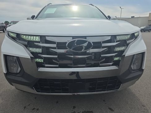 Used 2022 Hyundai Santa Cruz Limited AWD/4WD image 2