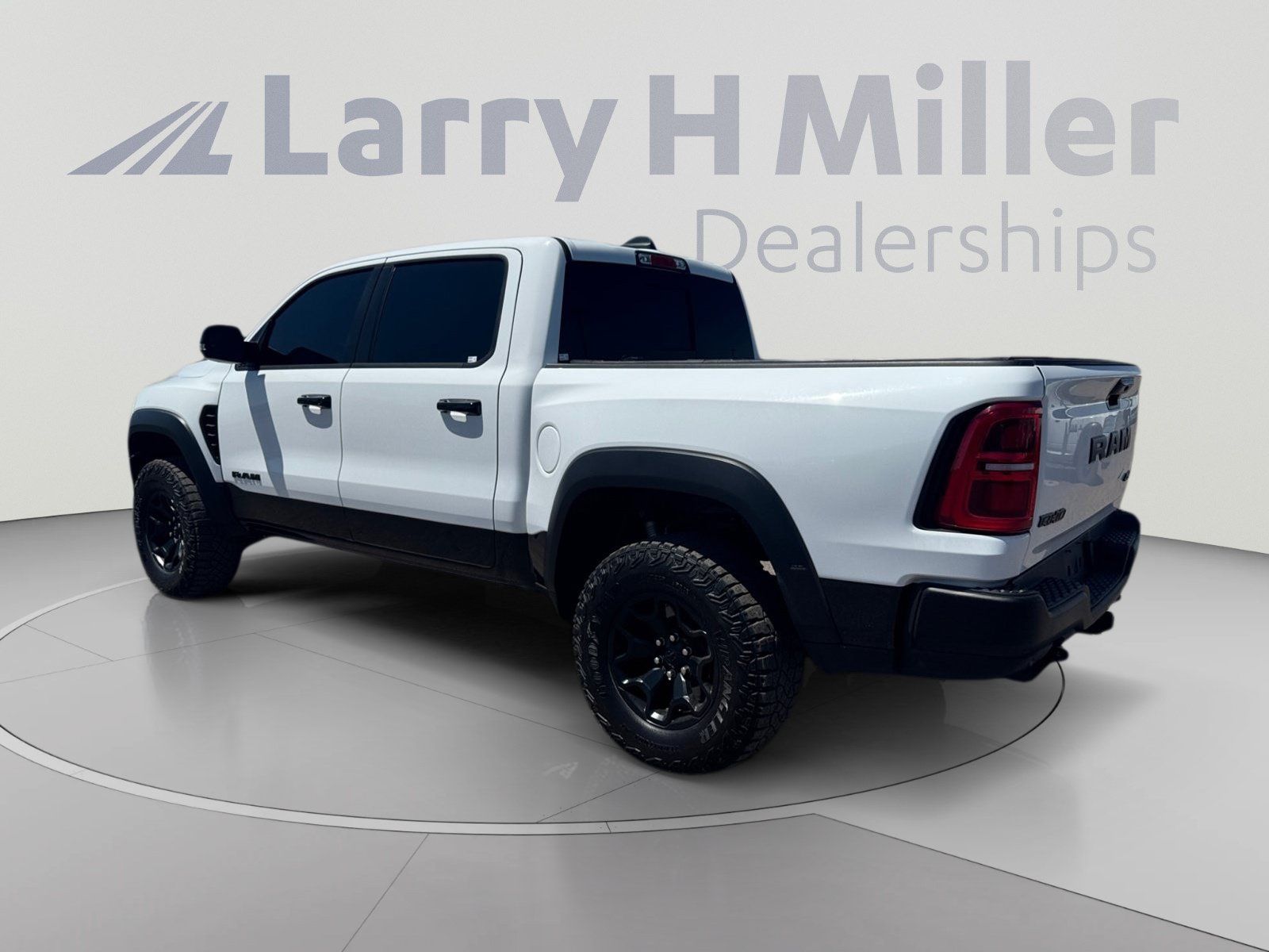 Used 2025 RAM 1500 RHO AWD/4WD image 3