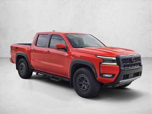 Used 2025 Nissan Frontier PRO-4X w/ Pro Convenience Package AWD/4WD image 3
