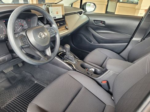Certified 2025 Toyota Corolla LE w/ Convenience Package FWD image 12