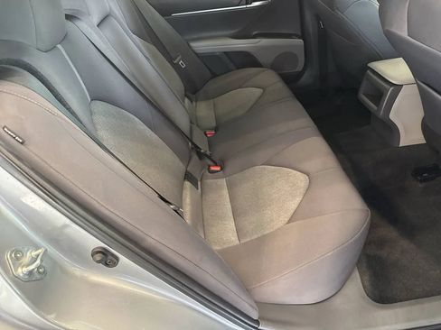 Used 2023 Toyota Camry LE AWD/4WD image 38
