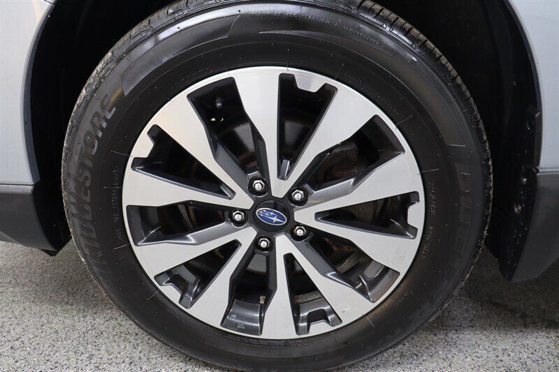 Used 2017 Subaru Outback 3.6R Limited AWD/4WD image 31