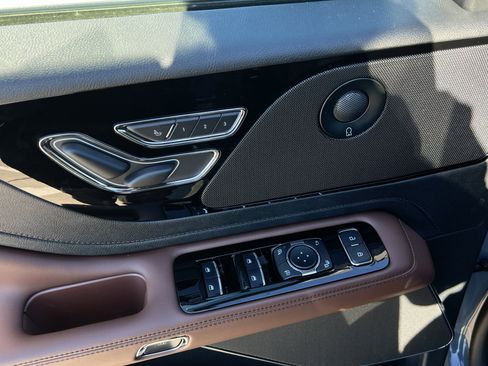 New 2026 Lincoln Aviator Reserve w/ Illumination Package image 25