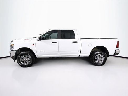 Used 2025 RAM 2500 Big Horn AWD/4WD image 4