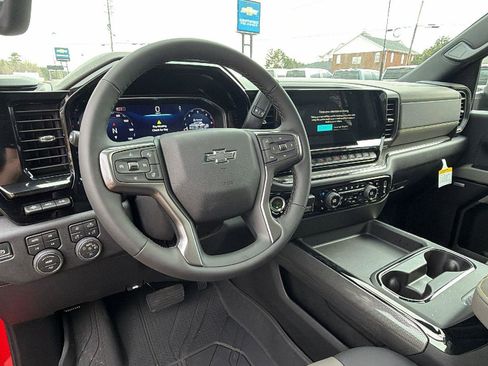 New 2026 Chevrolet Silverado 2500 ZR2 AWD/4WD image 18