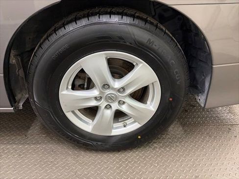 Used 2016 Nissan Quest SV image 38