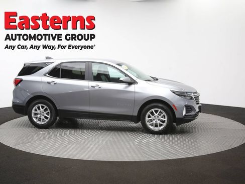 Used 2023 Chevrolet Equinox LT FWD image 46