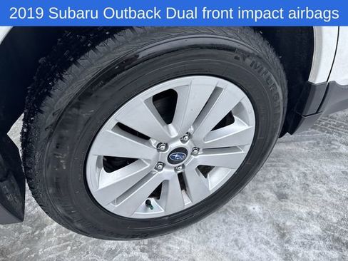Used 2019 Subaru Outback 2.5i Premium image 18