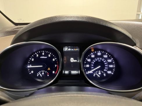 Used 2017 Hyundai Santa Fe Limited image 24