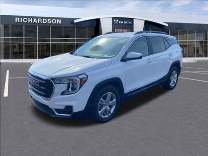 Used 2022 GMC Terrain SLE w/ Driver Convenience Package
