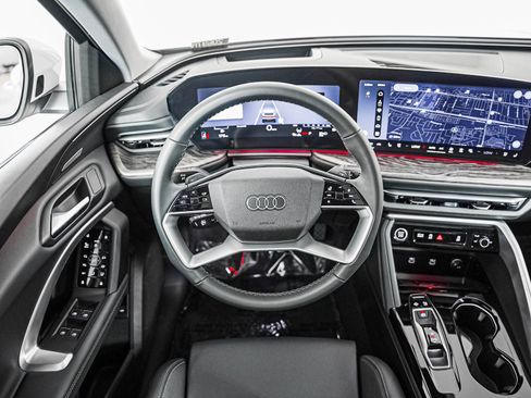 New 2026 Audi Q5 Premium Plus AWD/4WD image 11