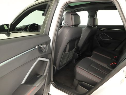 Certified 2025 Audi Q3 2.0T Premium Plus w/ Premium Plus Package image 28