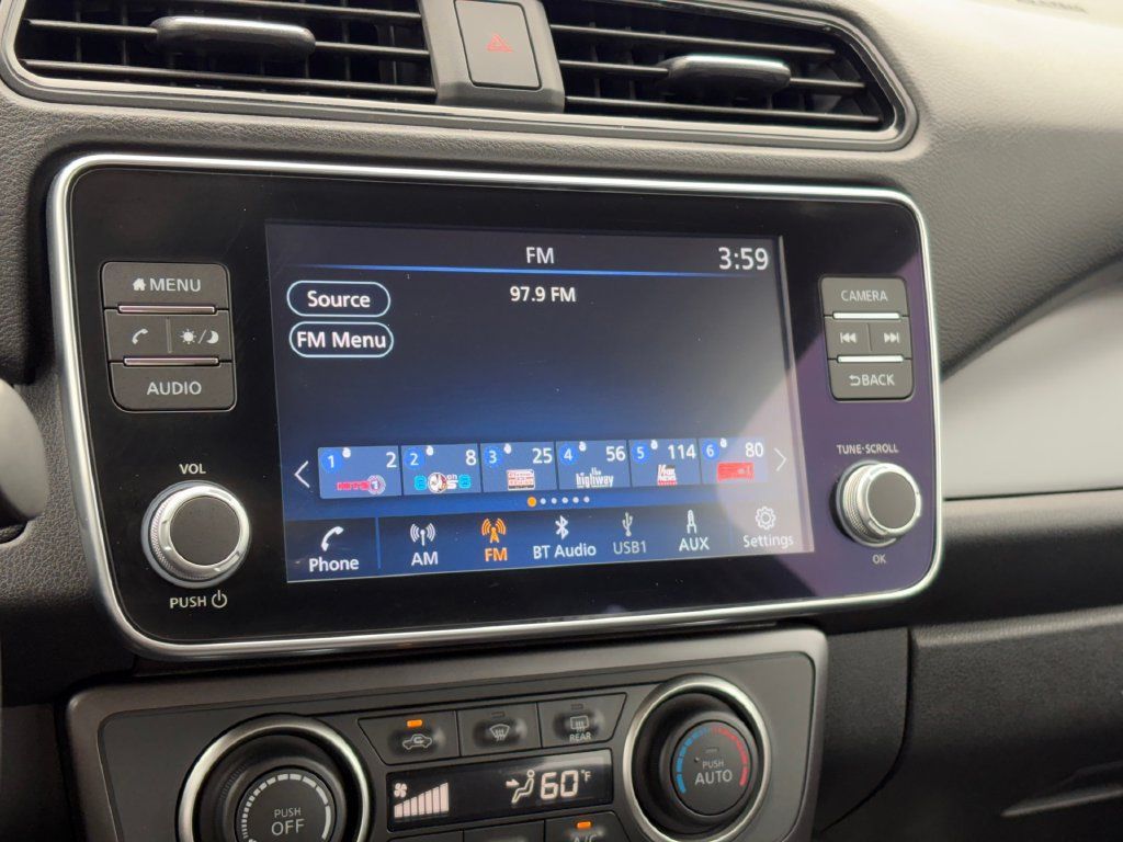 Used 2025 Nissan Leaf S FWD image 17