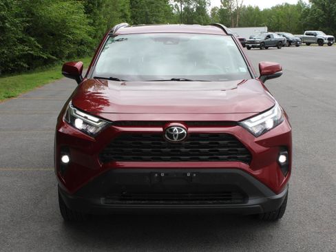 Used 2023 Toyota RAV4 XLE Premium AWD/4WD image 2