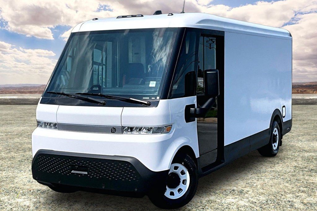 Used 2024 Chevrolet Brightdrop 600 w/ Battery Pack, Max Range AWD/4WD image 3