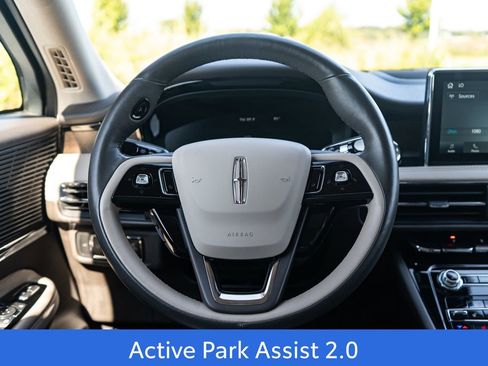 Used 2022 Lincoln Corsair Reserve w/ Equipment Group 201A image 15