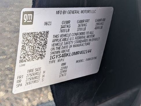 Used 2021 Cadillac Escalade Premium Luxury image 36