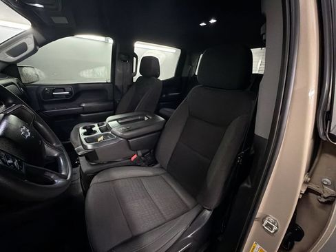 Used 2023 Chevrolet Silverado 1500 Custom Trail Boss AWD/4WD image 18