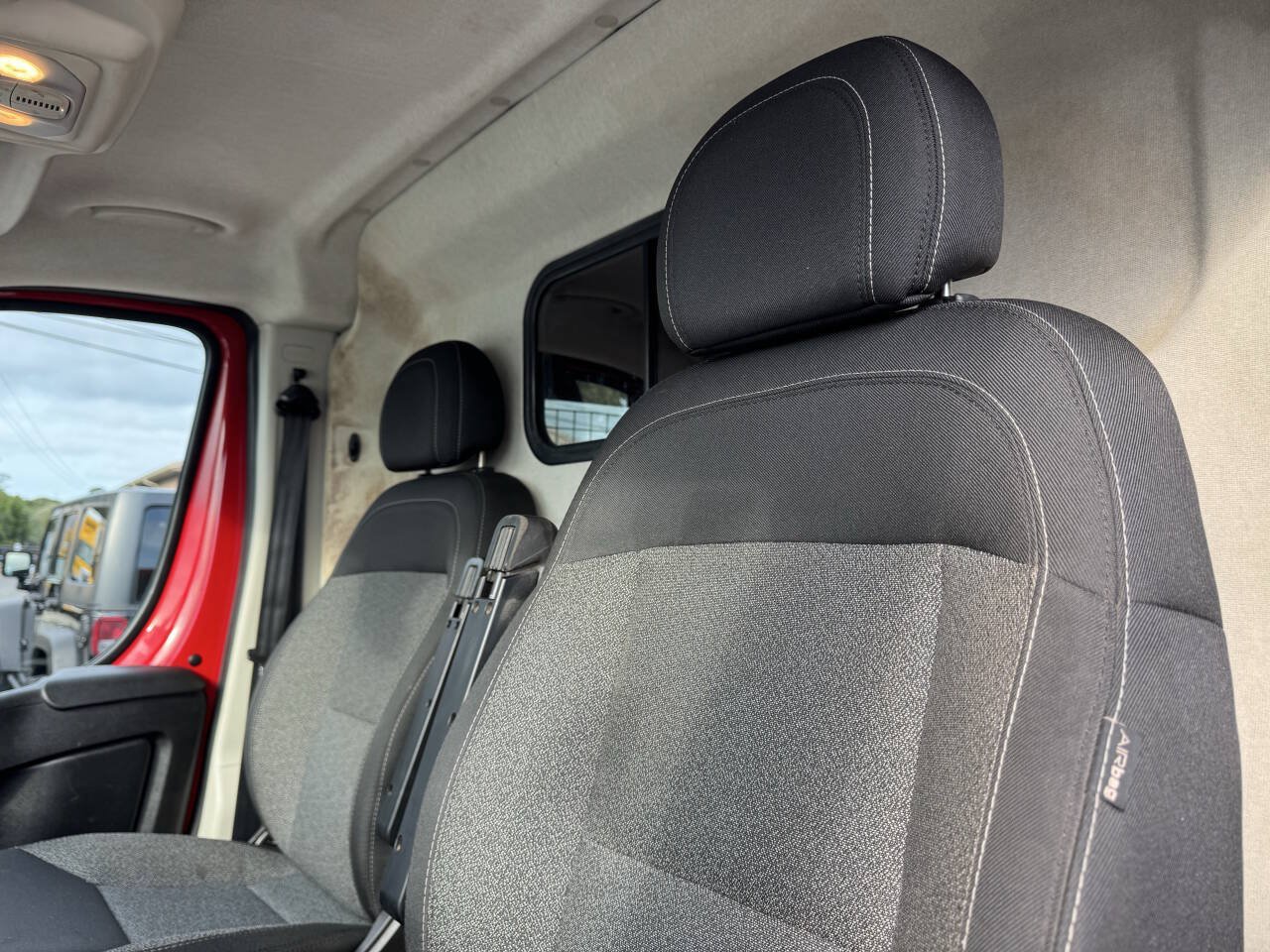 Used 2018 RAM ProMaster 1500 w/ Premium Appearance Group FWD image 14