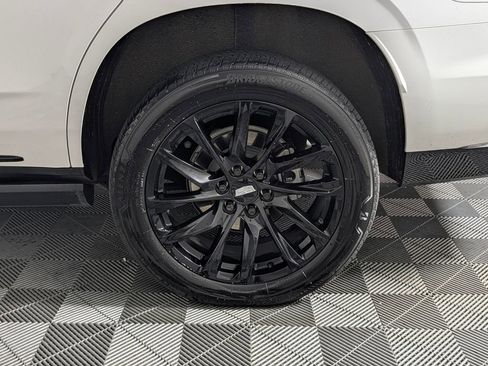 Used 2023 Cadillac Escalade Sport Platinum w/ LPO, ONYX Package AWD/4WD image 12