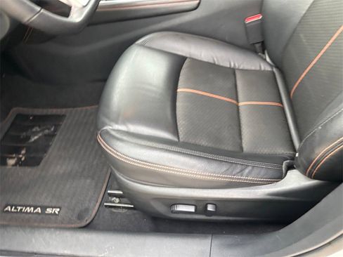 Used 2022 Nissan Altima 2.5 SR image 25