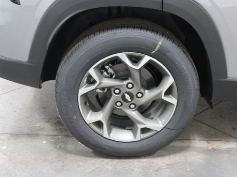 New 2026 Chevrolet Trax LT w/ Driver Confidence Package image 49