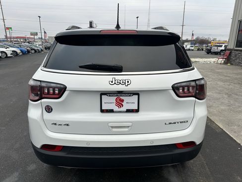 Used 2023 Jeep Compass Limited image 8