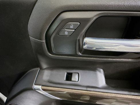 Used 2023 Chevrolet Silverado 2500 LT image 30