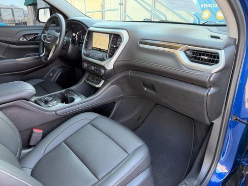 Used 2023 GMC Acadia SLT w/ Elevation Edition FWD image 21