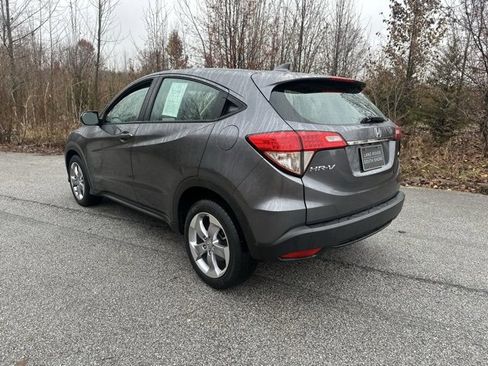 Used 2021 Honda HR-V LX image 7