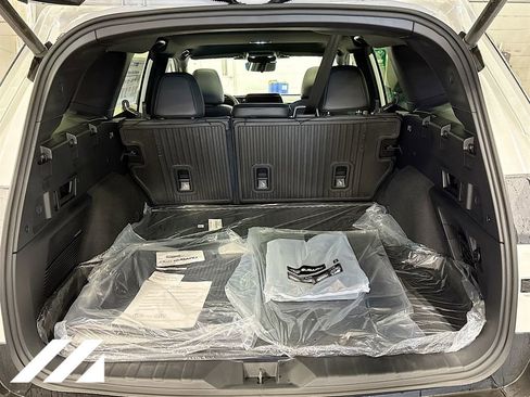 New 2026 Subaru Outback Touring XT image 29